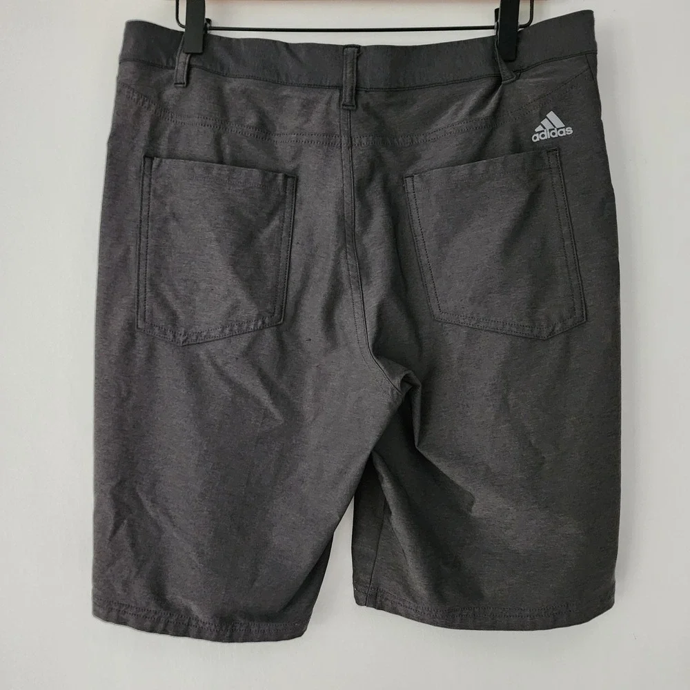 Adidas Men's‎ Dark Gray Heathered Golf Shorts Size 32 Waist Nylon Spandex Blend